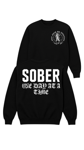 Sober crewneck ￼